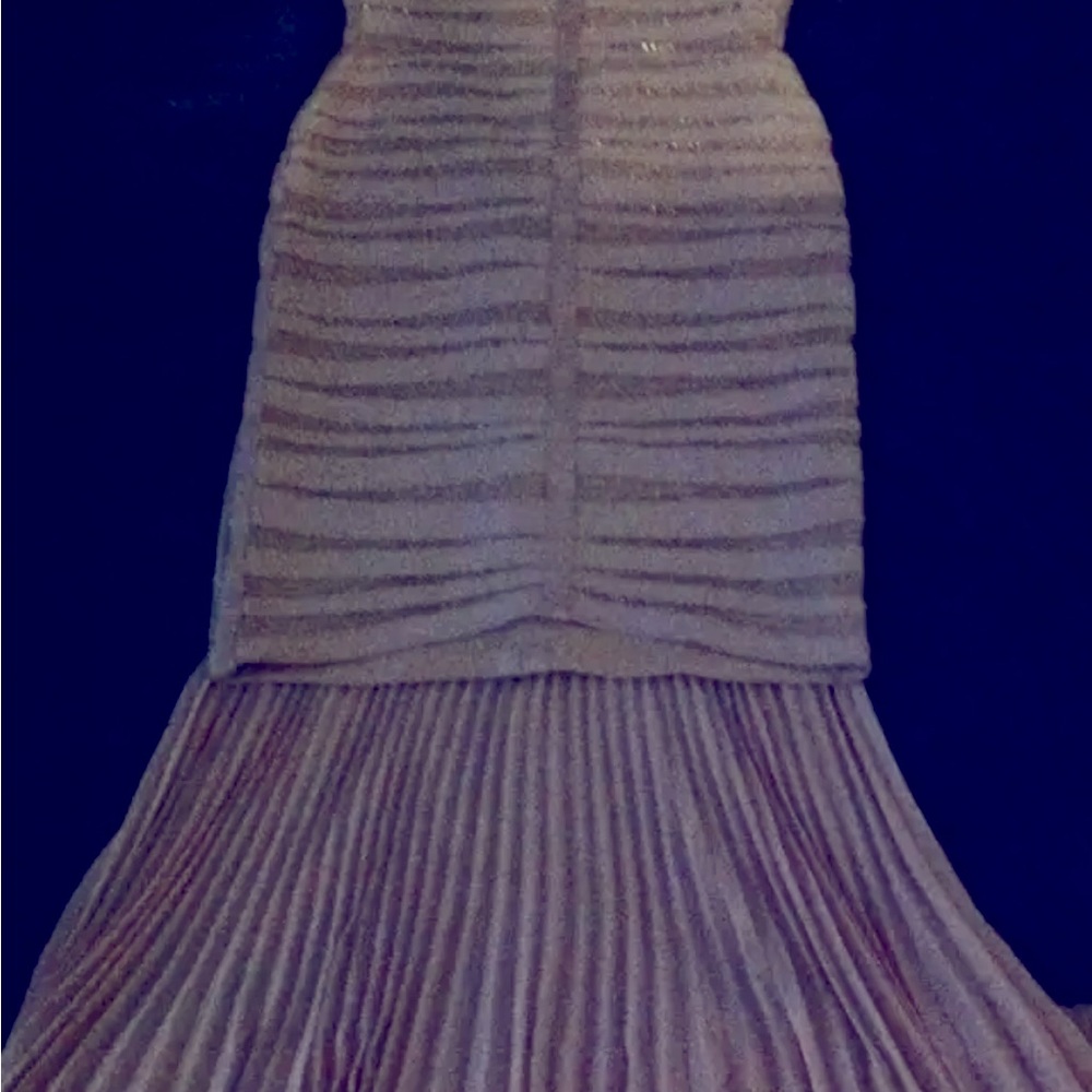 Herve leger Eliza dress gown Small beige beaded small nude - Picture 6 of 11